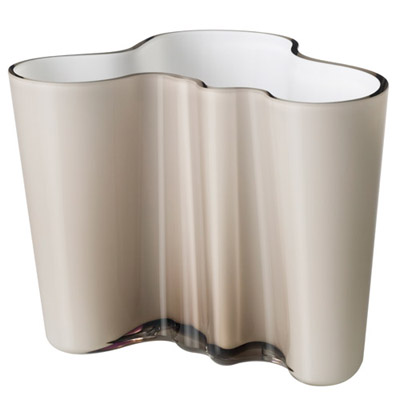 Iittala Aalto 6-1/4-Inch Glass Vase