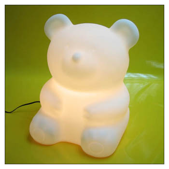 Megasii Design Group: Cuddly Terri Bear Lamp