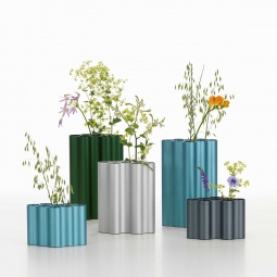 Bouroullec® Nuage Vase for Ikebana Flower Arrangements by Vitra