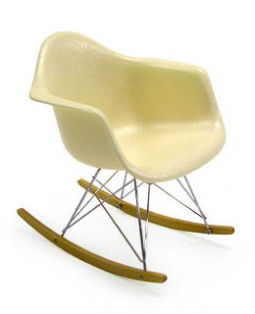 Vitra Eames Miniature RAR Rocking Chair
