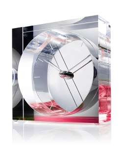 Lemnos Iris table clock in pink