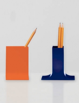 Enzo Mari: Lampedusa Pencil Stand