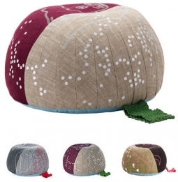VITRA 21017601: Bovist 21.25" Floor Cushion by Hella Jongerius