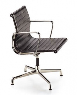 Vitra Miniature: Charles and Ray Eames Aluminum Chair