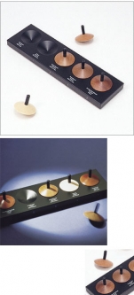 Naef: Holzkreisel Spinning Wooden Tops