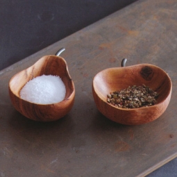 Una Mela e Una Pera: Salt and Pepper Pinch Bowls