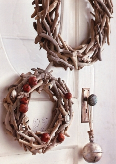 Natural Wood Modern Holiday Wreath