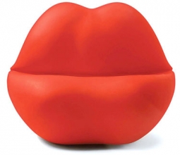 Studio 65: Heller Kiss One Seater